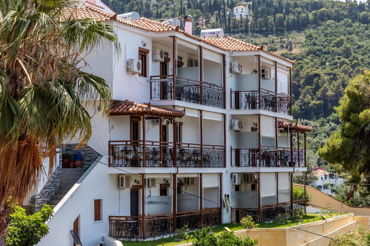 Aegeon Hotel Skopelos Town Exterior photo